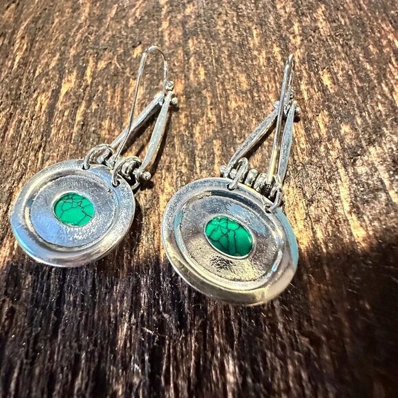 Boho Hippie Cowgirl Western Green Agate Teardrop Silver Earrings, Gift Box - Picture 8 of 9
